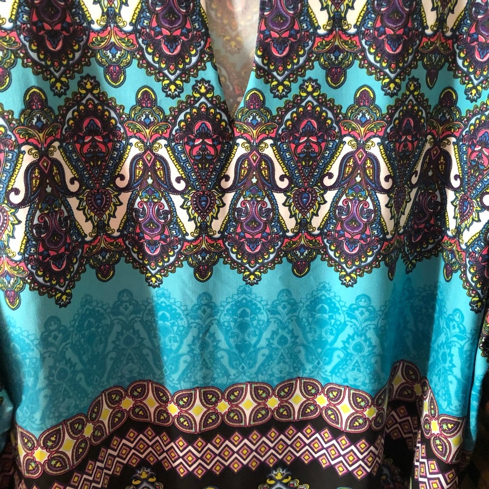 Summer blouse - Picture 3 of 3